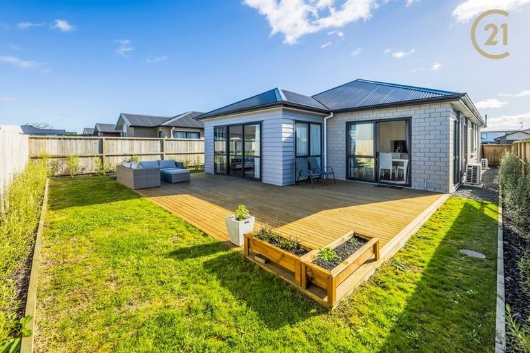 Photo of property in 11 Piripono Crescent, Pukekohe, 2120