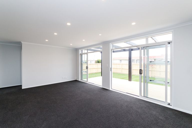 Photo of property in 4 Flint Street, Milson, Palmerston North, 4414