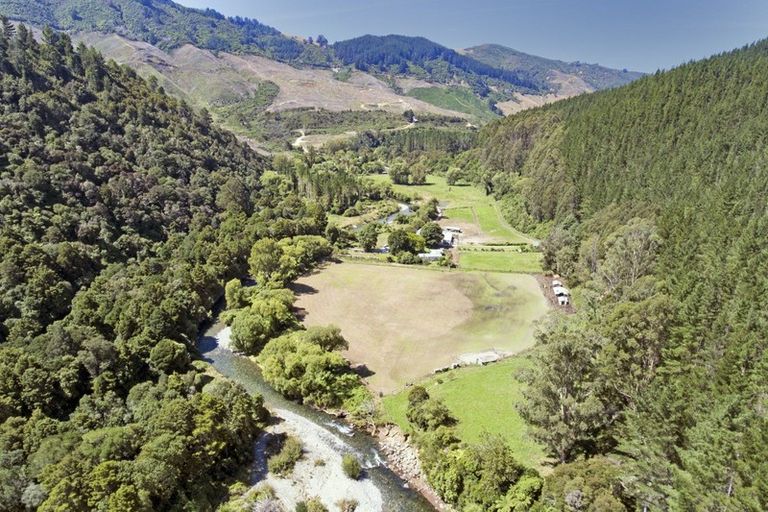Photo of property in 275 Riwaka Valley Road, Riwaka, Motueka, 7198