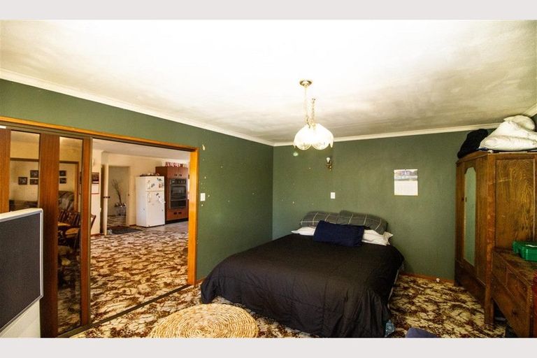 Photo of property in 8 Ameku Road, Raetihi, 4632