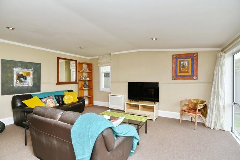 Photo of property in 9 Ayers Street, Rangiora, 7400