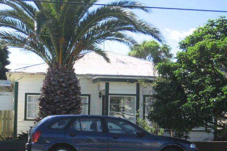 Photo of property in 31 Puriri Street, Miramar, Wellington, 6022