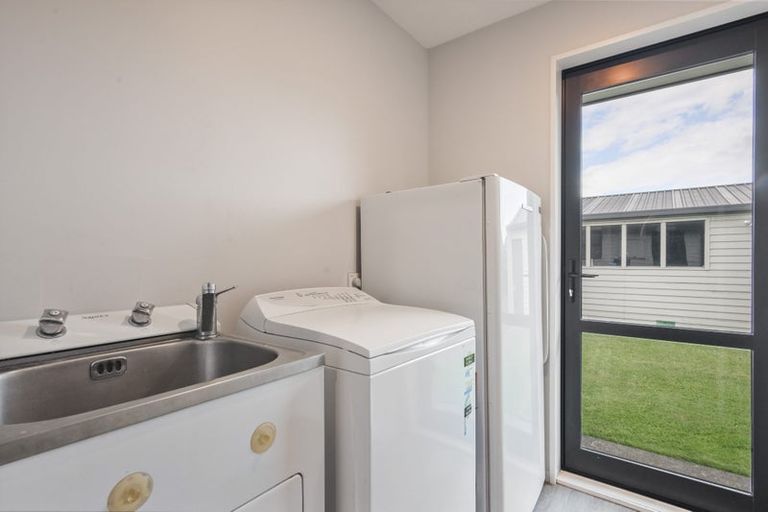 Photo of property in 16 Sandy Avenue, New Brighton, Christchurch, 8083