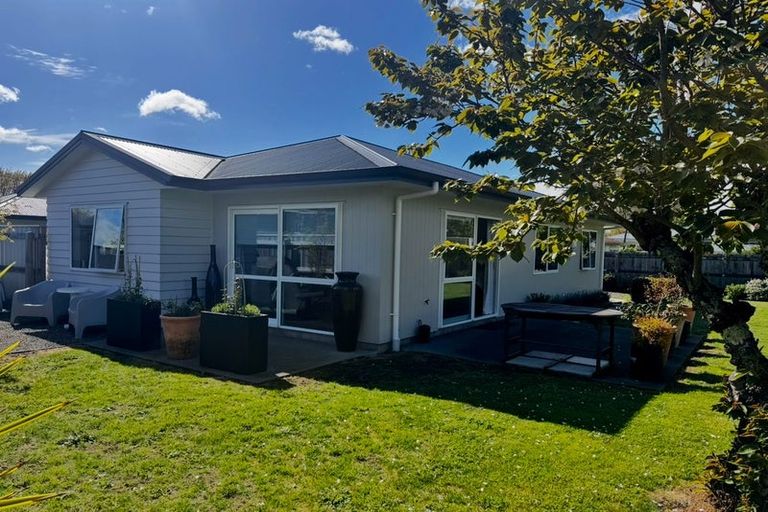 Photo of property in 1 Trinity Lane, Greytown, 5712