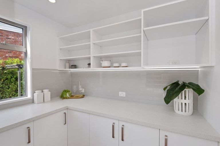 Photo of property in 95c Edgeware Road, St Albans, Christchurch, 8014