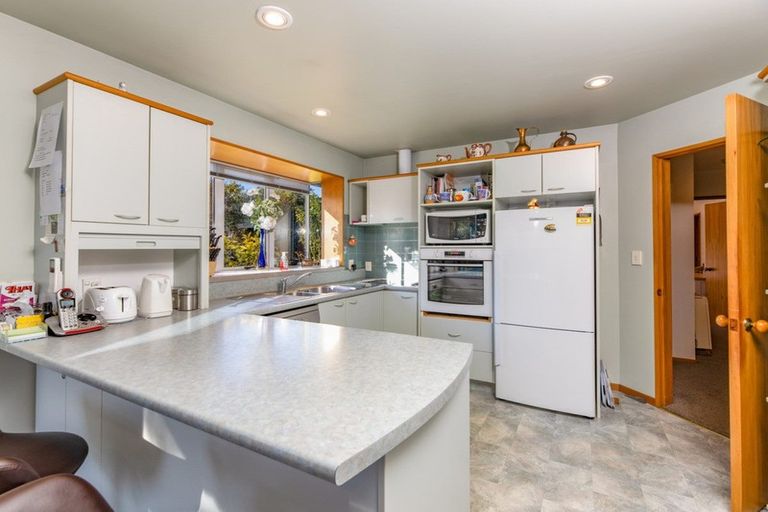 Photo of property in 104 Hamilton Avenue, Ilam, Christchurch, 8041