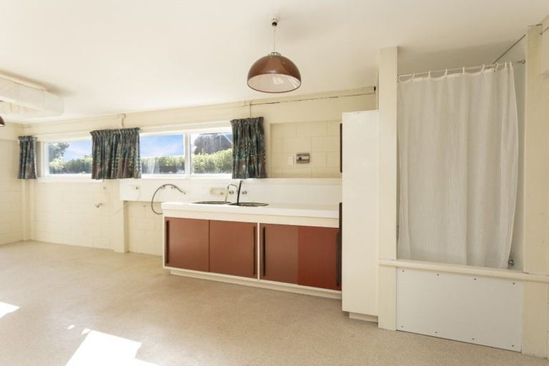 Photo of property in 273 Kennedys Bush Road, Kennedys Bush, Christchurch, 8025