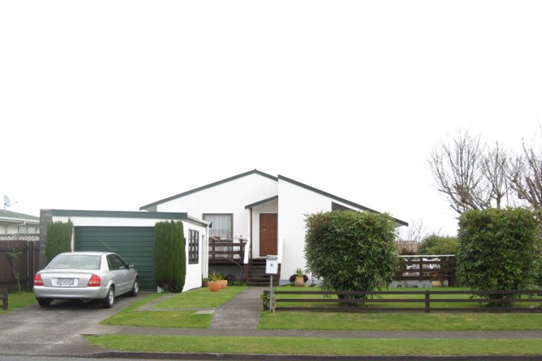 Photo of property in 4 Sole Avenue, Bell Block, New Plymouth, 4312