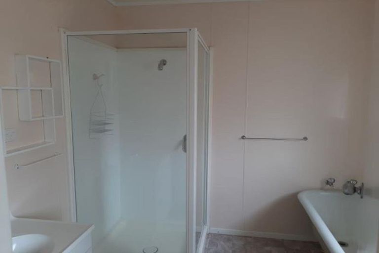 Photo of property in 97 Young Street, New Plymouth, 4310