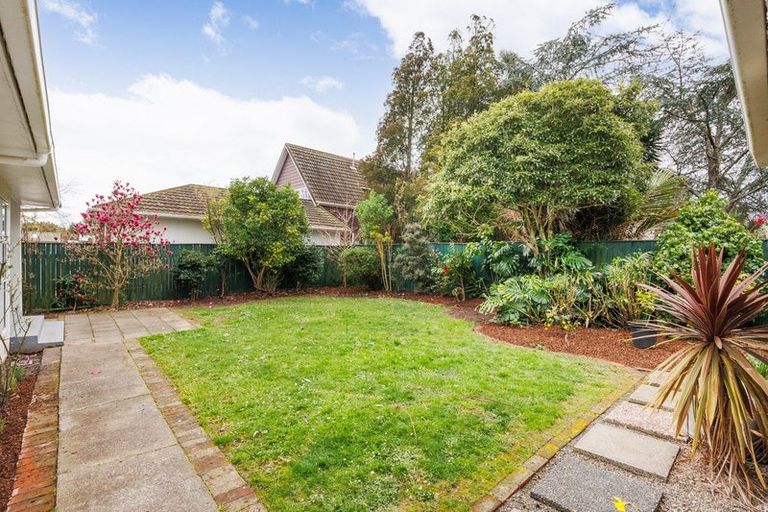 Photo of property in 20 Karina Terrace, Roslyn, Palmerston North, 4414