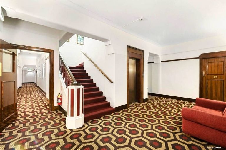 Photo of property in Westminster Court, 4h/5 Parliament Street, Auckland Central, Auckland, 1010