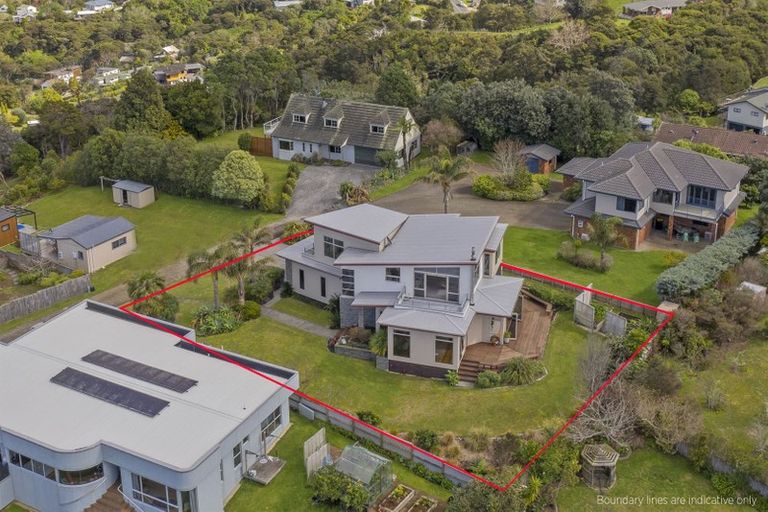 Photo of property in 159 Centennial Drive, Whitianga, 3510