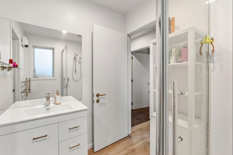 Photo of property in Northlake, 22 Malvern Road, Wanaka, 9305