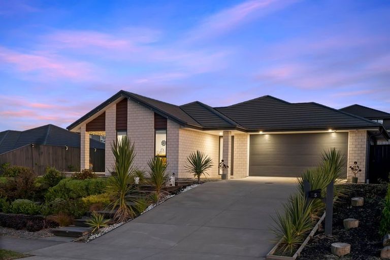 Photo of property in 5 Skiffington Road, Pokeno, 2402