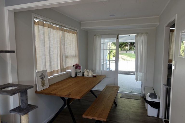 Photo of property in 78 Awaruku Road, Torbay, Auckland, 0630