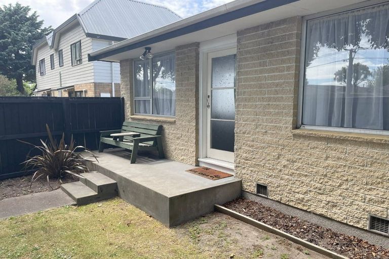 Photo of property in 2/100 Poulson Street, Addington, Christchurch, 8024
