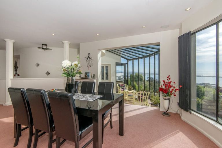 Photo of property in 4 Ledger Lane, Mount Pleasant, Christchurch, 8081