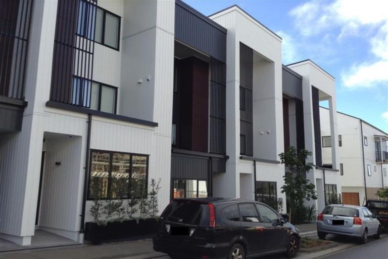 Photo of property in 58 Rangihina Road, Hobsonville, Auckland, 0616