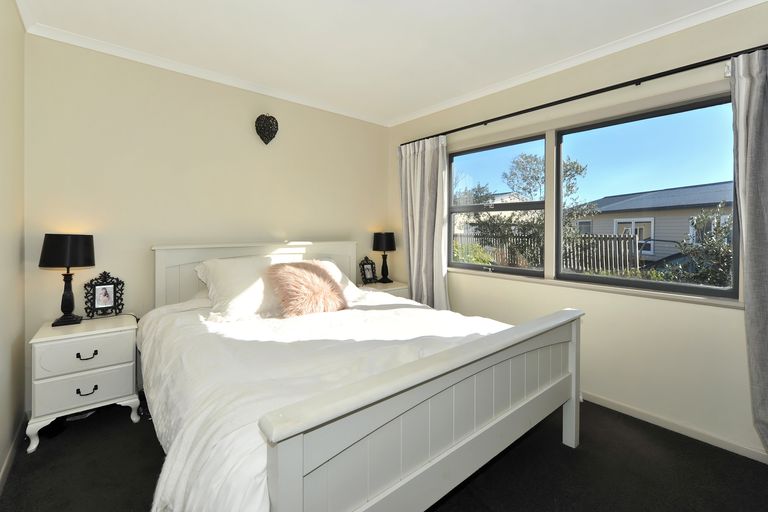 Photo of property in 52 Marlowe Street, Stoke, Nelson, 7011