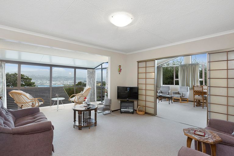 Photo of property in 20 Glendevon Place, Vauxhall, Dunedin, 9013
