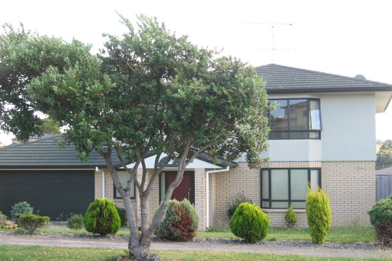 Photo of property in 24 Crimson Park, Oteha, Auckland, 0632