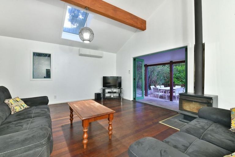 Photo of property in 4/24 Ferry Road, Wade Heads, Whangaparaoa, 0932