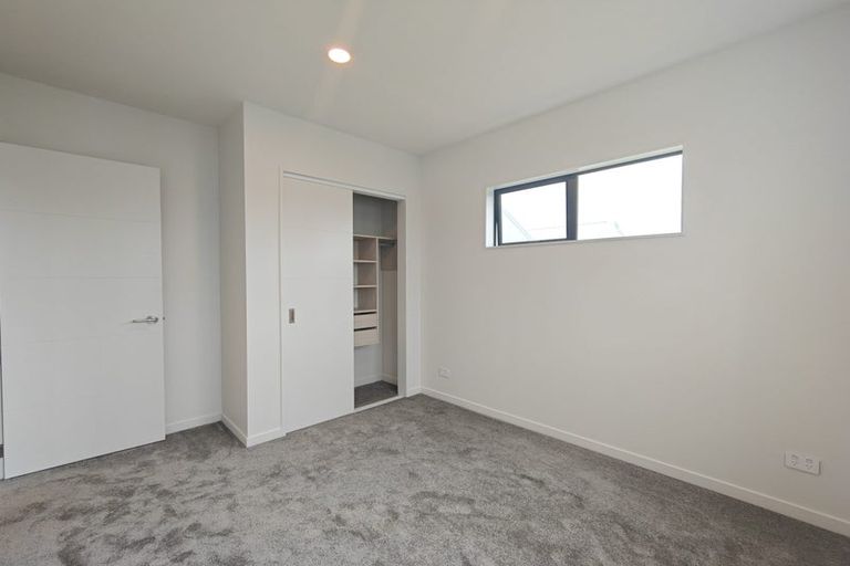 Photo of property in 1 Pukeko Road, Hobsonville, Auckland, 0616