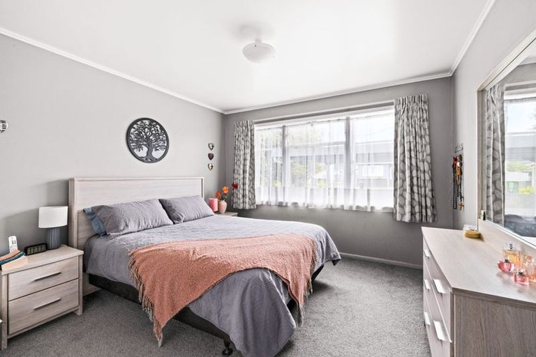 Photo of property in 66 Murphy Road, Taradale, Napier, 4112