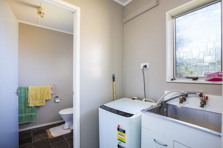 Photo of property in 70 Hume Street, Waitara, 4320