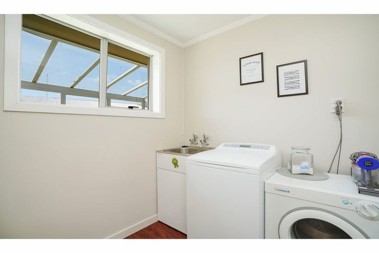 Photo of property in 19 Kelso Place, Strathern, Invercargill, 9812