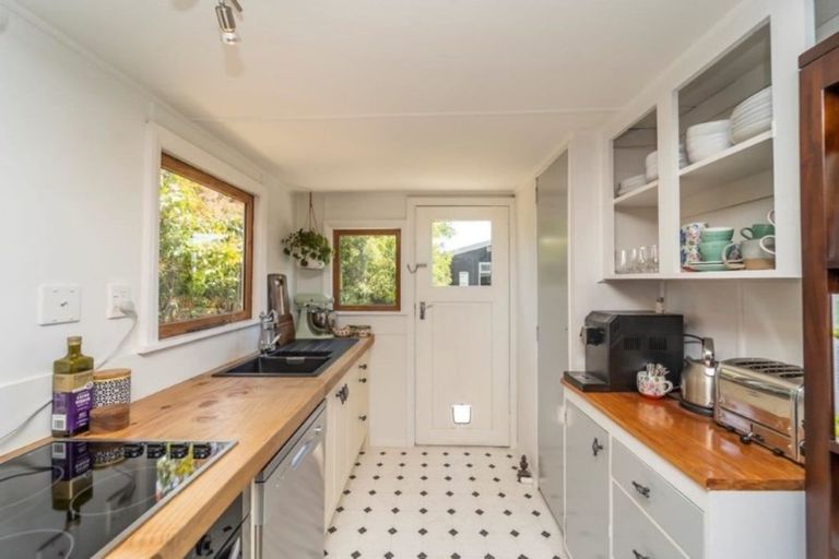 Photo of property in 20a Malcolm Street, Martinborough, 5711