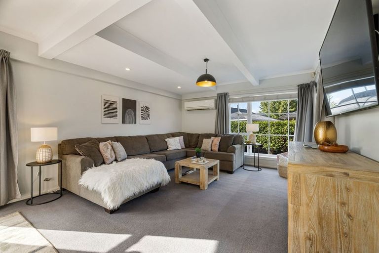 Photo of property in 35 Ashbourne Street, Burnside, Christchurch, 8053