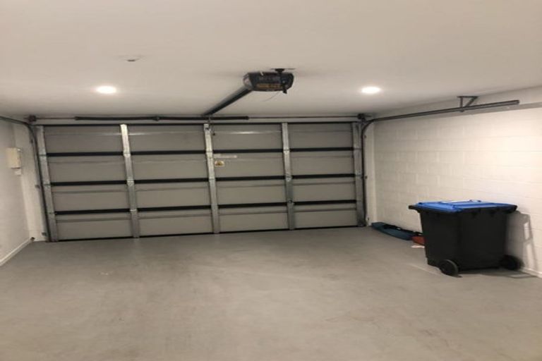 Photo of property in 8 Highlands Close, Queenstown, 9300