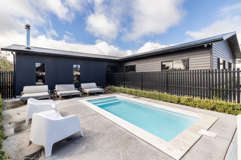 Photo of property in 23 Lucknow Road, Havelock North, 4130