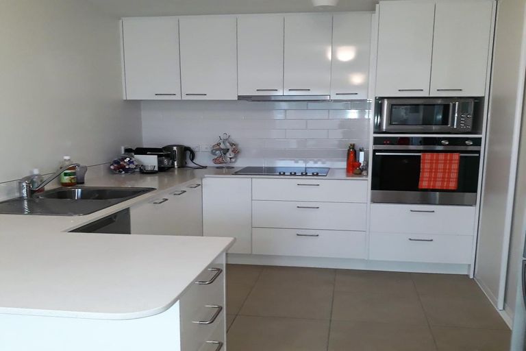 Photo of property in 1/100 Edinburgh Street, Pukekohe, 2120