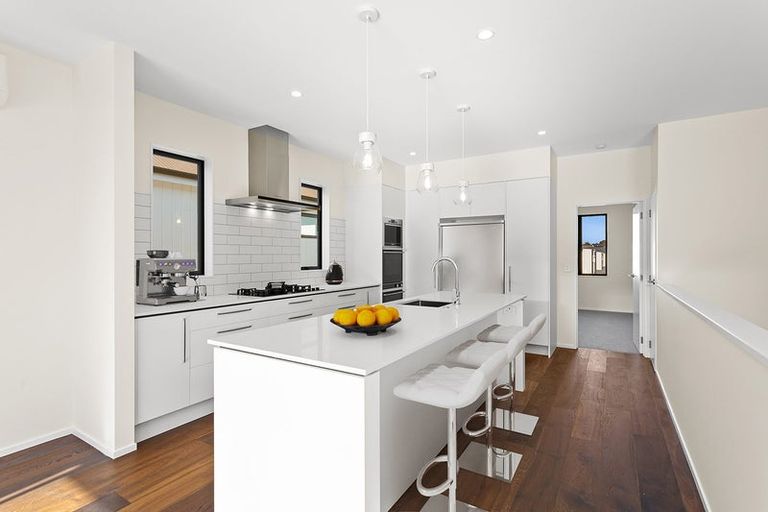 Photo of property in 5 Roundel Crescent, Whenuapai, Auckland, 0618