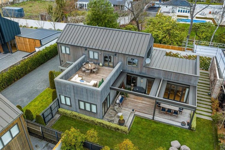 Photo of property in 28 Holmwood Road, Merivale, Christchurch, 8014