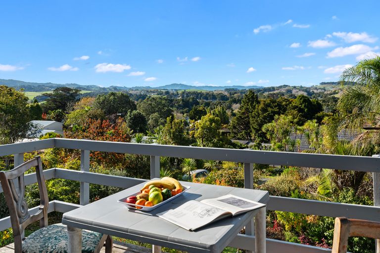 Photo of property in 17 View Road, Warkworth, 0910