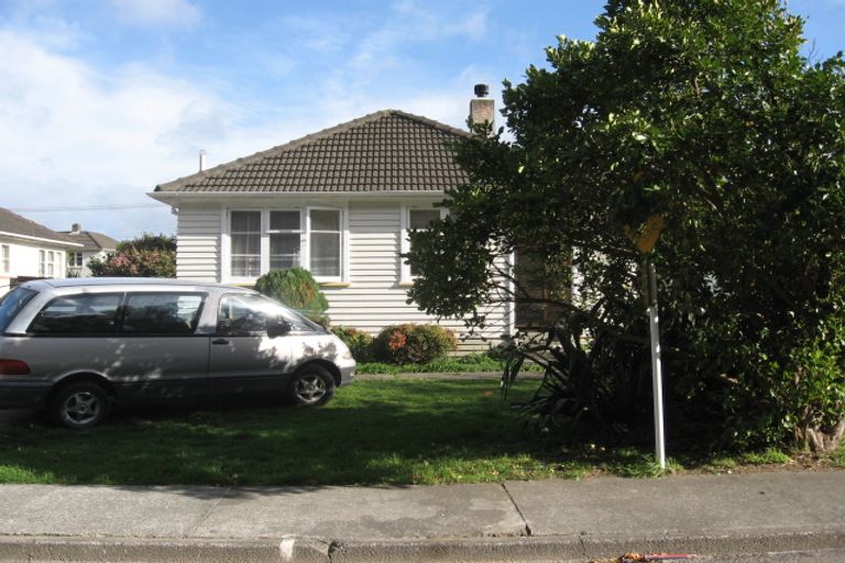 Photo of property in 66 Kowhai Street, Naenae, Lower Hutt, 5011