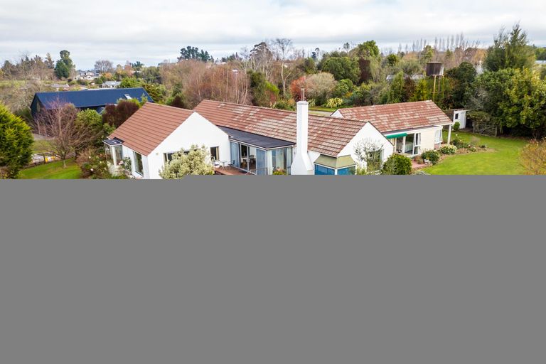 Photo of property in 67 Ribbonwood Road, Geraldine Downs, Geraldine, 7991