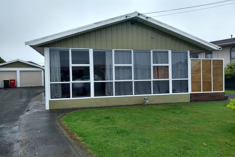 Photo of property in 50 Wilton Street, Levin, 5510