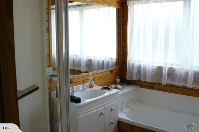 Photo of property in 114 Totara Close, Thames, 3500