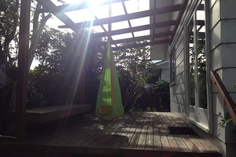 Photo of property in 2/521 Pakuranga Road, Howick, Auckland, 2010