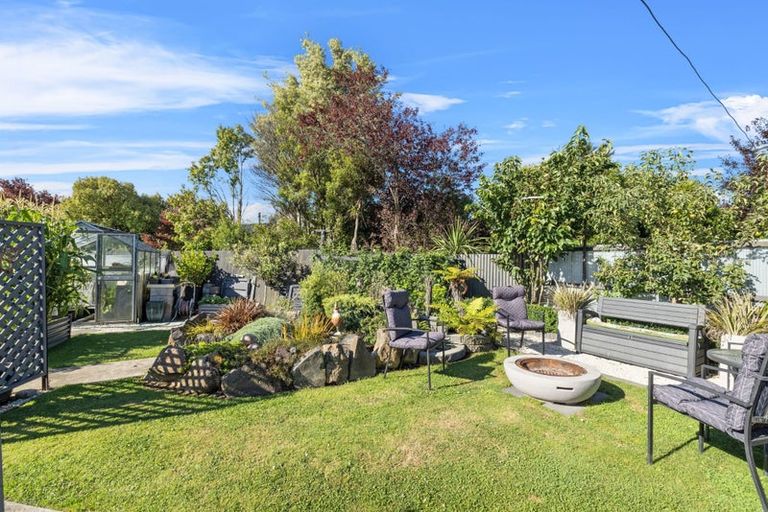 Photo of property in 150 Grimseys Road, Redwood, Christchurch, 8051