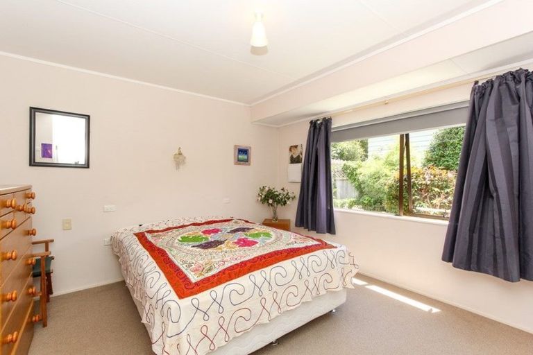 Photo of property in 23h Wallath Road, Westown, New Plymouth, 4310