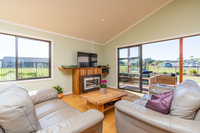 Photo of property in 5 Park Rise, Mangawhai Heads, Mangawhai, 0505