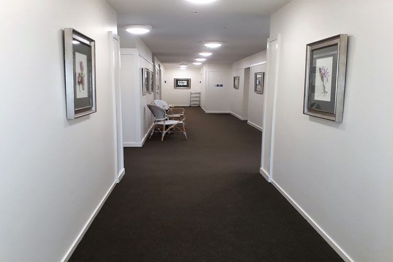 Photo of property in 1/100 Edinburgh Street, Pukekohe, 2120