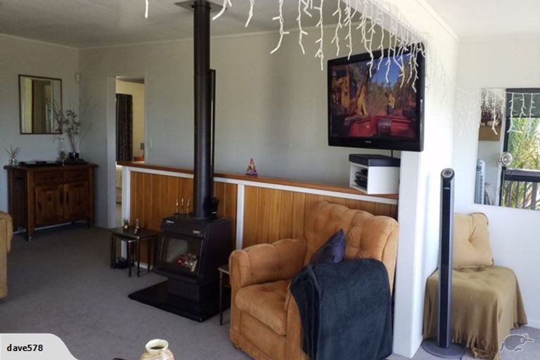 Photo of property in 4 Seaview Road, Cable Bay, 0420