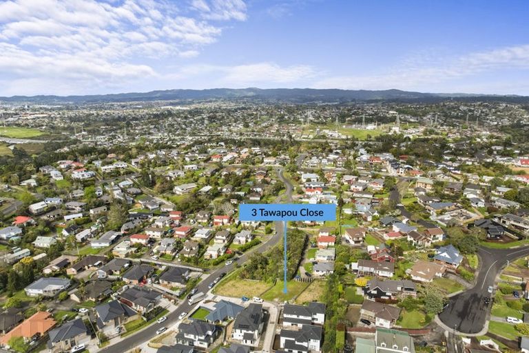 Photo of property in 3 Tawapou Close, Massey, Auckland, 0614