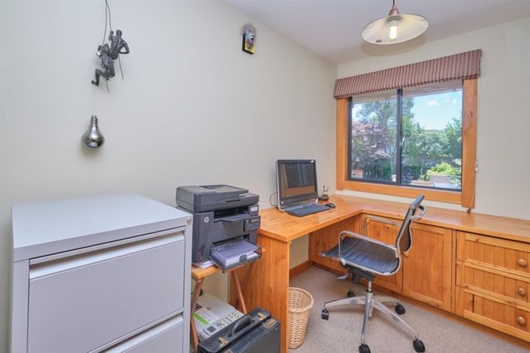 Photo of property in 11 Verona Place, Stratford, 4332